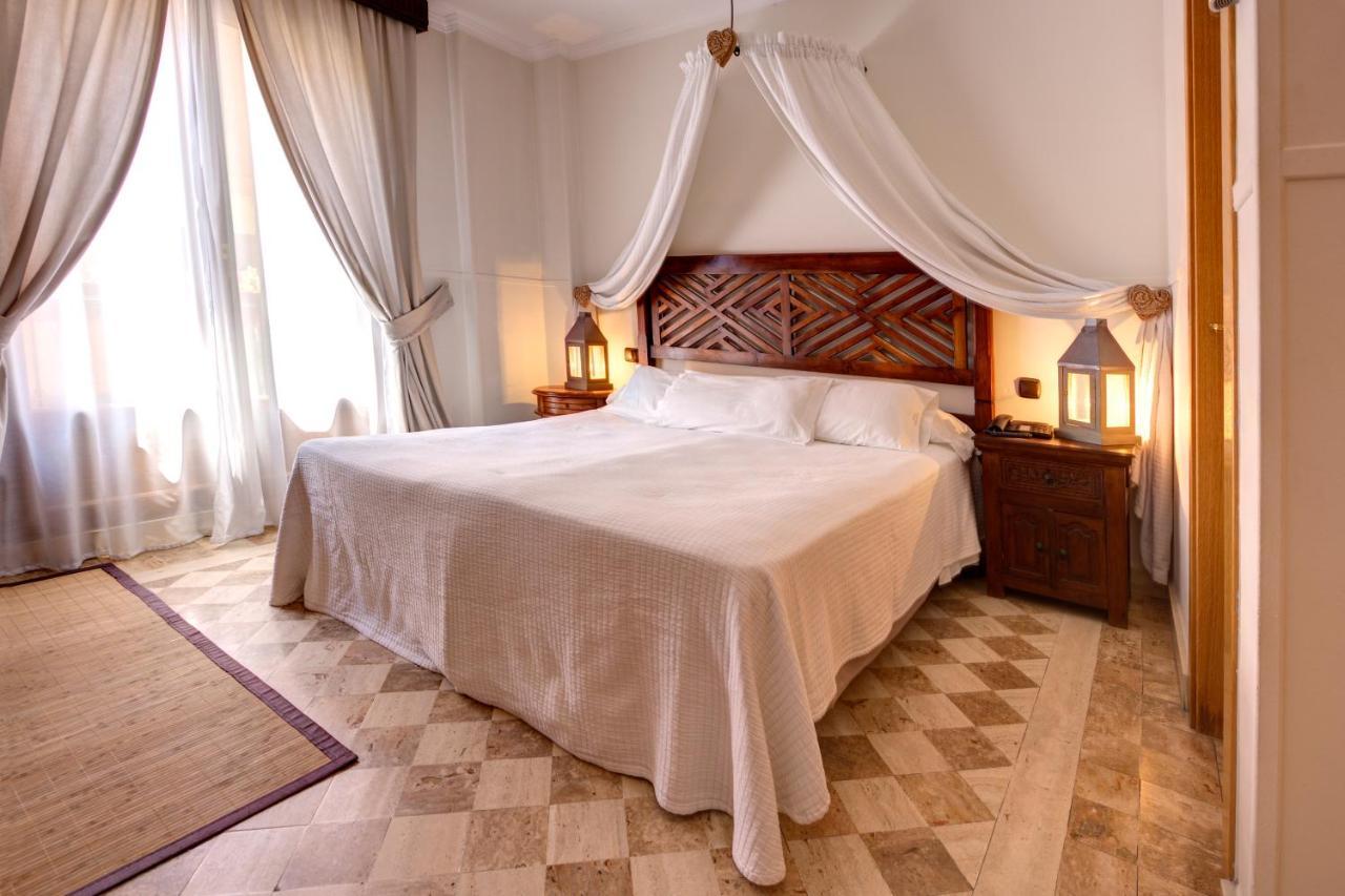 Hotel Boutique Reina Mora Гранада Екстериор снимка