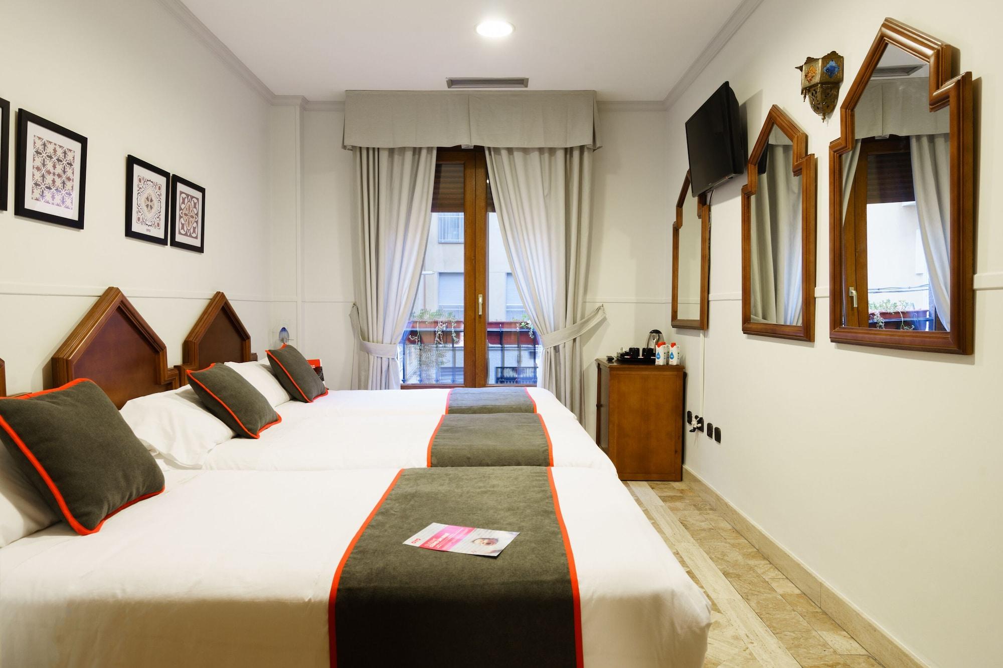 Hotel Boutique Reina Mora Гранада Екстериор снимка