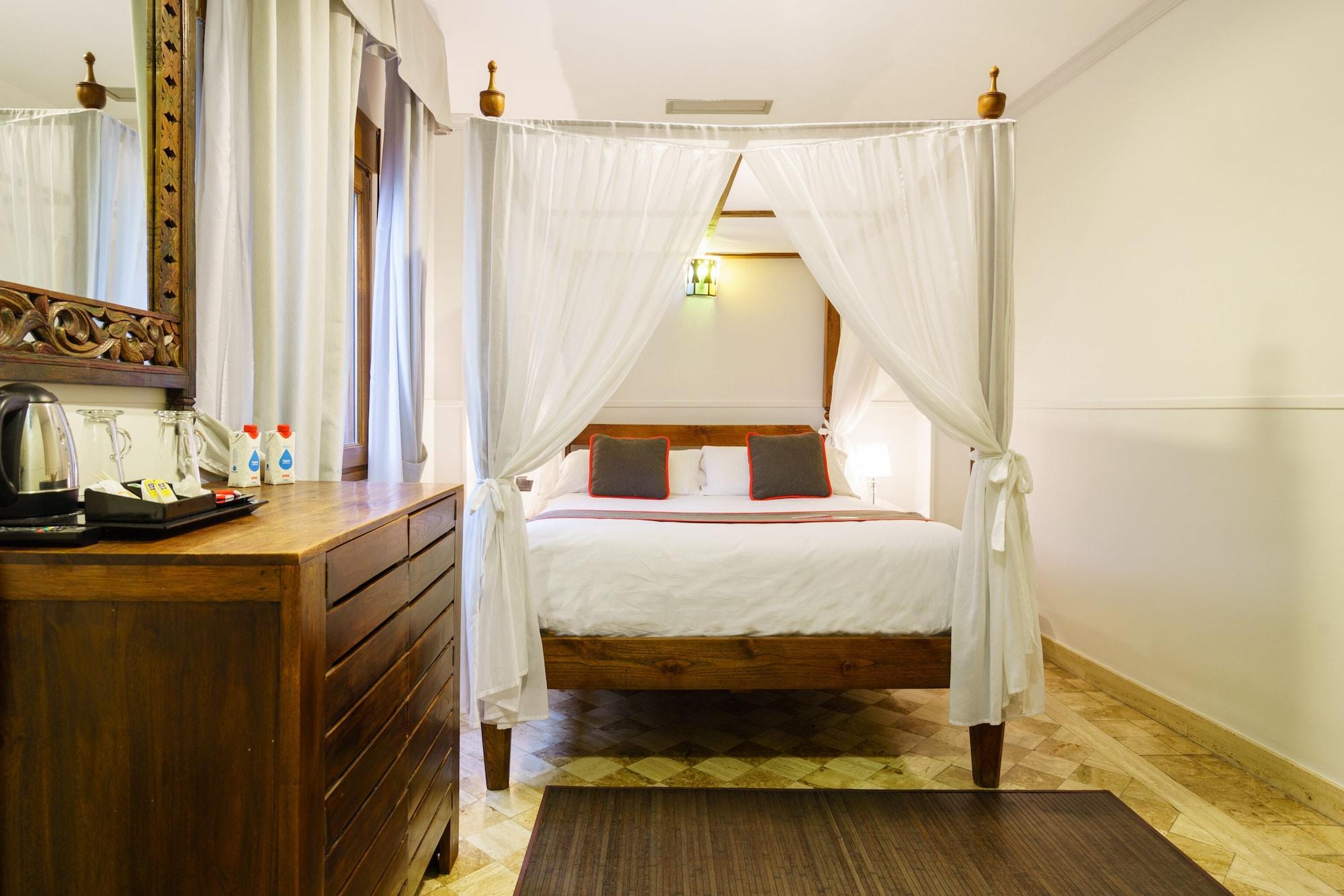 Hotel Boutique Reina Mora Гранада Екстериор снимка
