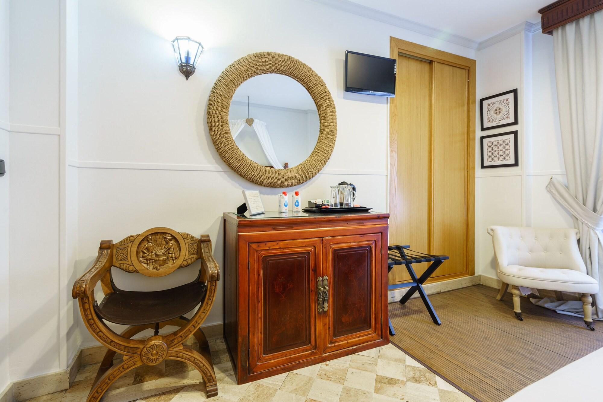 Hotel Boutique Reina Mora Гранада Екстериор снимка
